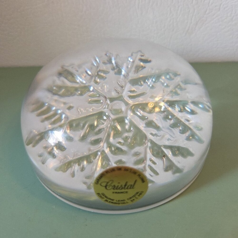 Genuine Lead Crystal Paperweight Snowflake Design Made in France Vtg 24% PBO